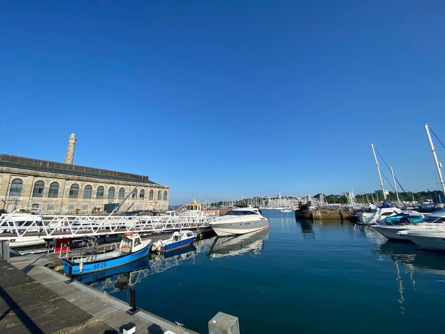 Apartamento Fabulous Flat In Durnford Street Plymouth Exterior foto